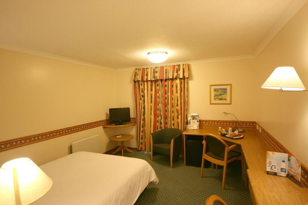 Days Inn By Wyndham Donington Castle Donington Ngoại thất bức ảnh