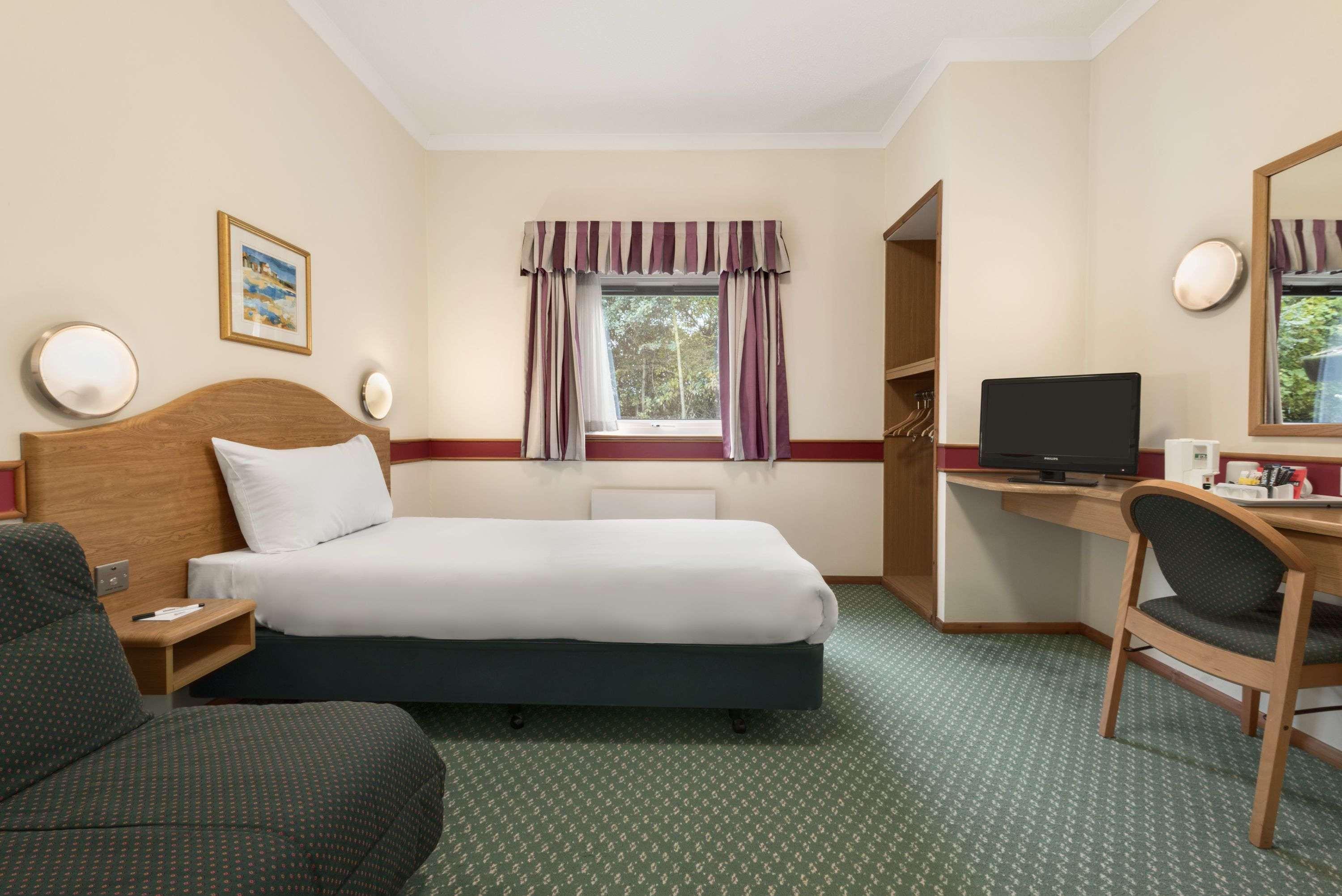 Days Inn By Wyndham Donington Castle Donington Ngoại thất bức ảnh