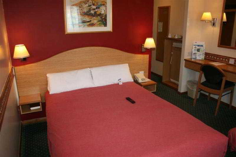 Days Inn By Wyndham Donington Castle Donington Ngoại thất bức ảnh
