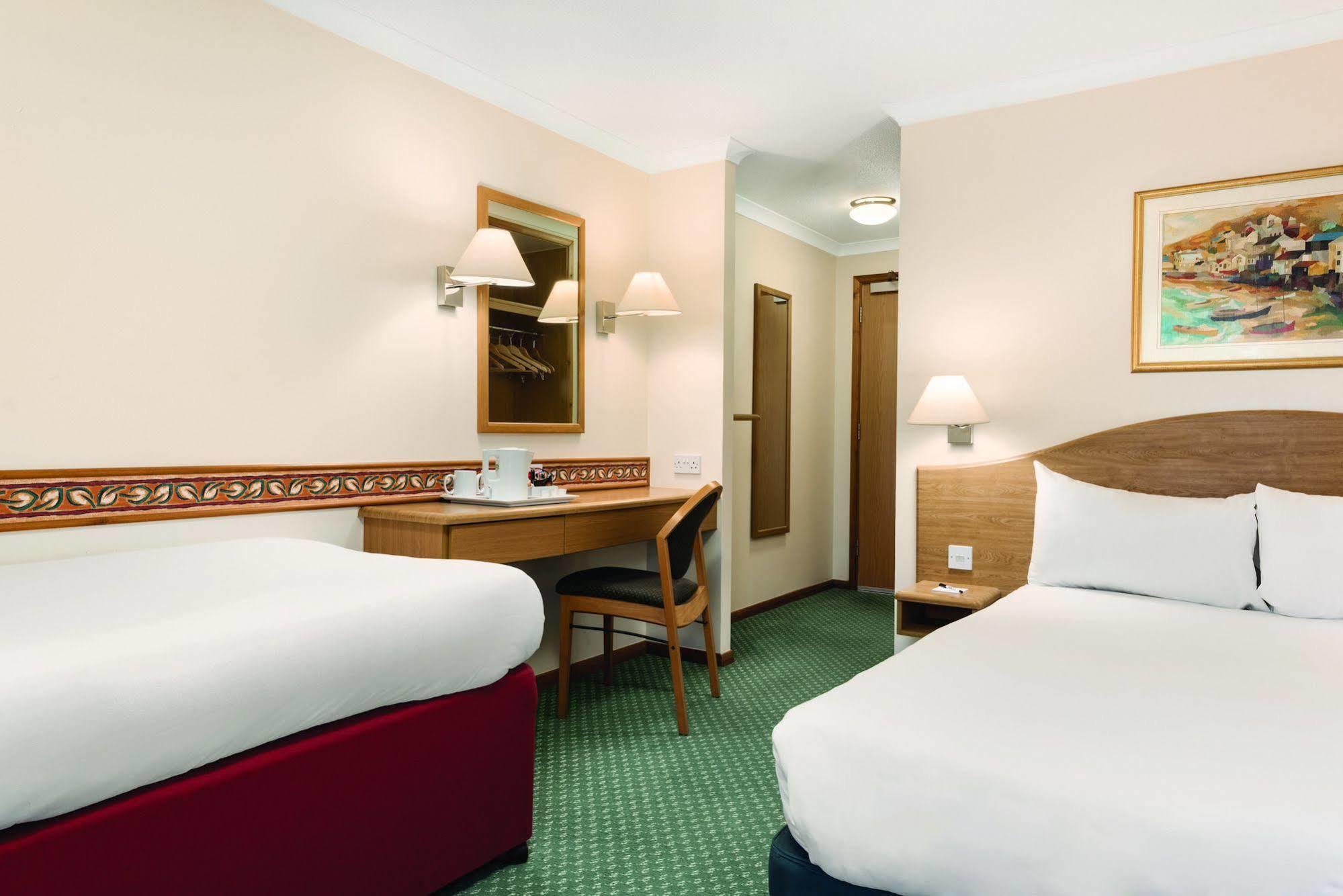 Days Inn By Wyndham Donington Castle Donington Ngoại thất bức ảnh